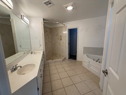 17608 Cranbrook Rd, Edmond