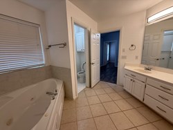 17608 Cranbrook Rd, Edmond
