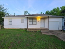 1004 Holly Ln, Midwest City