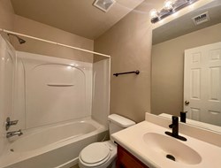1612 NW 150th Ter, Edmond