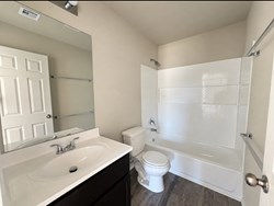 618 Audrey Dr, Tuttle