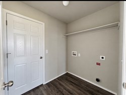 618 Audrey Dr, Tuttle