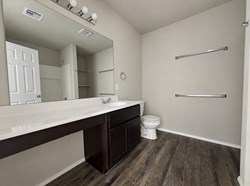 618 Audrey Dr, Tuttle