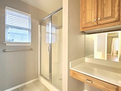 1928 NW 176th St, Edmond