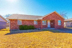 733 N Norman Ave, Moore