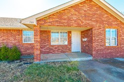 733 N Norman Ave, Moore