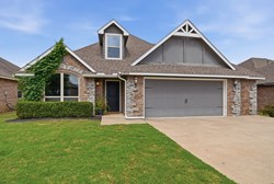 10716 Masters Circle, Jenks