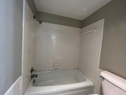 1902 Three Stars Rd, Edmond