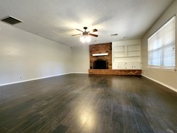 8933 Rambling Rd, Oklahoma City