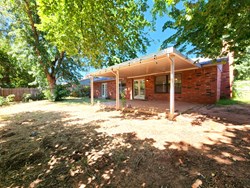 8933 Rambling Rd, Oklahoma City