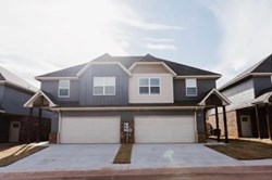 2164 Camino Del Plaza Ln, Edmond