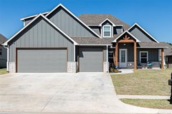 2958 N Dogwood Dr, Catoosa