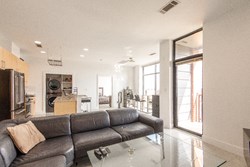 301 NE 4th #11, Oklahoma City