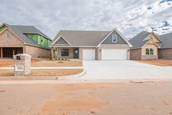 3204 Pinnacle Peak Dr, Yukon
