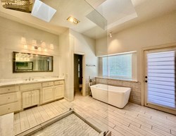 2600 Sweetbriar, Edmond