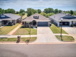 2324 Roca Dr, Edmond