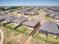 2324 Roca Dr, Edmond