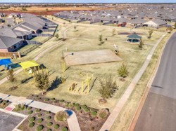 2324 Roca Dr, Edmond
