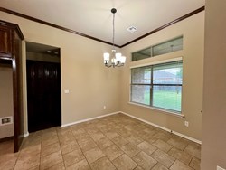10605 NW 17th, Yukon