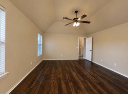 10605 NW 17th, Yukon