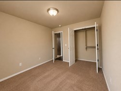 10605 NW 17th, Yukon