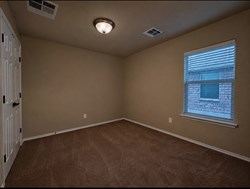 10605 NW 17th, Yukon