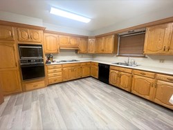 1301 NE 52nd St, Oklahoma City