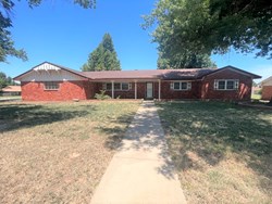 1301 NE 52nd St, Oklahoma City