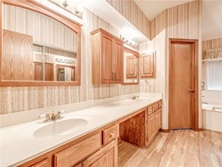 1205 Blue Ridge Dr, Edmond