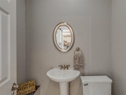 300 N Fretz Ave, Edmond