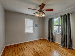 300 N Fretz Ave, Edmond