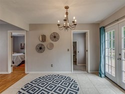 300 N Fretz Ave, Edmond