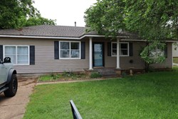 300 N Fretz Ave, Edmond