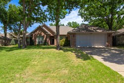 2100 Powderhorn Trail, Edmond