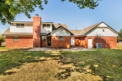 2912 N Santa Fe, Moore