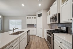 745 E 139th Pl, Glenpool