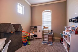 4600 Kentucky Ridge Dr, Mustang