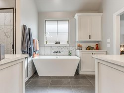 5709 Goldstone Ct, Mustang