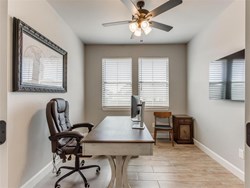 5709 Goldstone Ct, Mustang