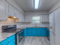 6712 E 79th St, Tulsa