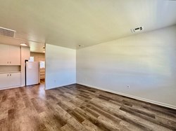 1002 E Wayne St, Edmond