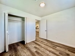 1002 E Wayne St, Edmond