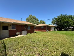 1002 E Wayne St, Edmond