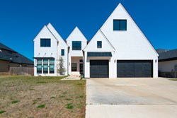 8909 NW 130th St, Oklahoma City