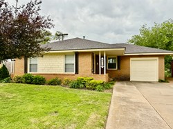 9519 Stratford Dr, The Village