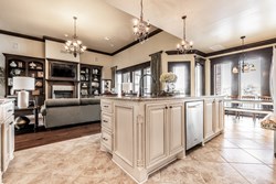 1801 Lohman Cir, Norman