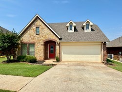 17713 Fruited Plain Ln, Edmond