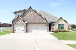 17225 Ridgewood Dr, Edmond