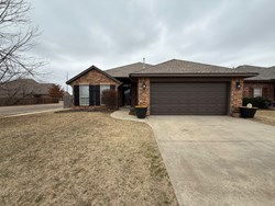 19401 Skylers Dr, Edmond