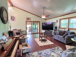 1404 Oak Dr, Edmond